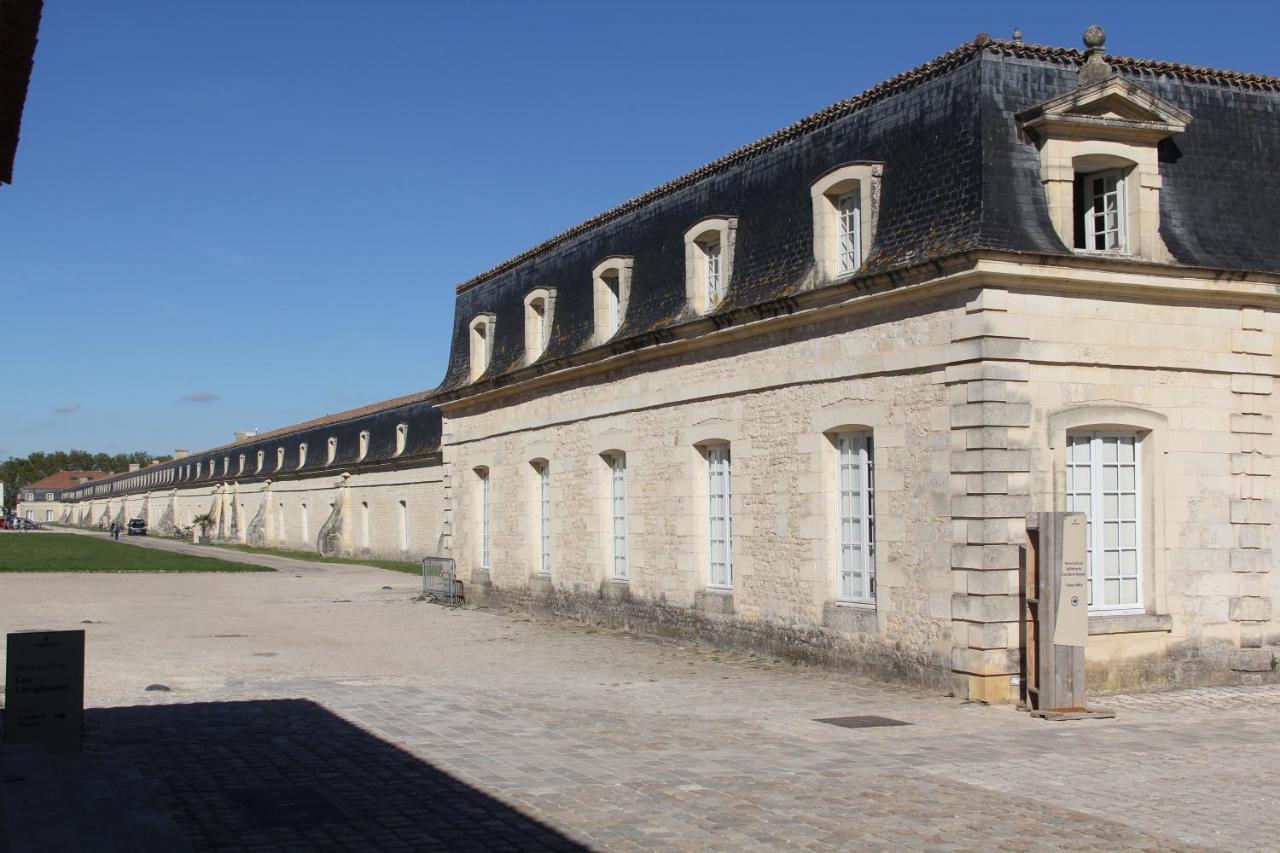 Villa Les Demoiselles De Rochefort Exterior foto